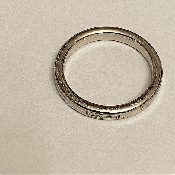 Coach Silver Logo Embossed Minimalist Style Ring Size 7. - Picture 1 of 2